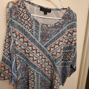 Almost Famous turquoise top